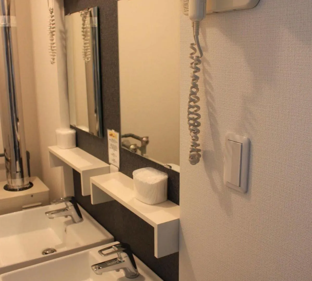 Hakodate Guest House Apple