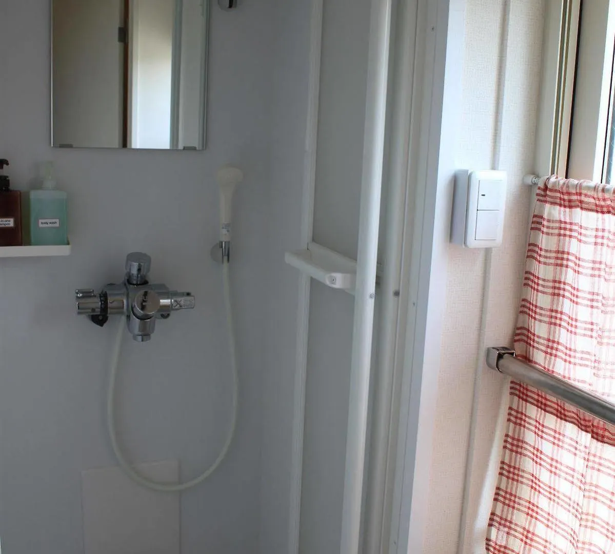 Hakodate Guest House Apple 0*,  اليابان